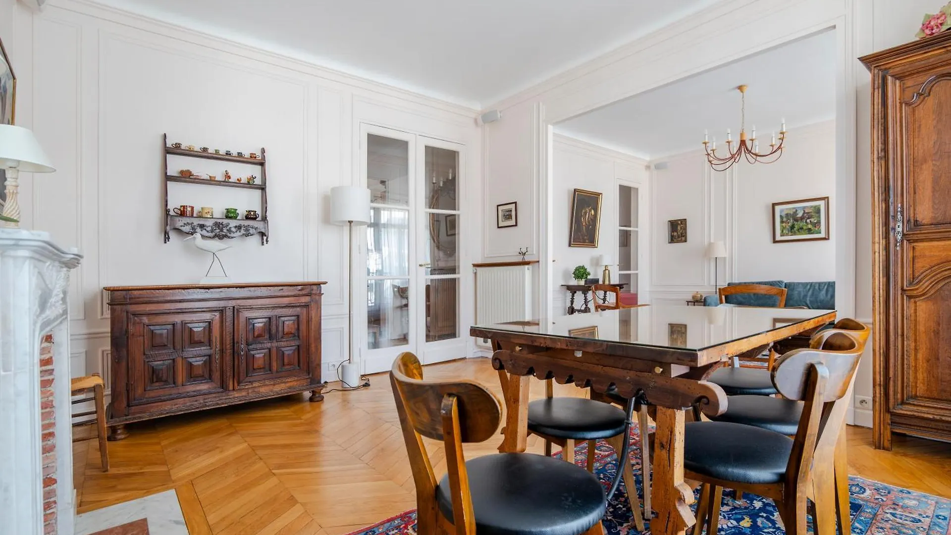 Veeve - Avenue To The Eiffel Tower Apartment Paris
